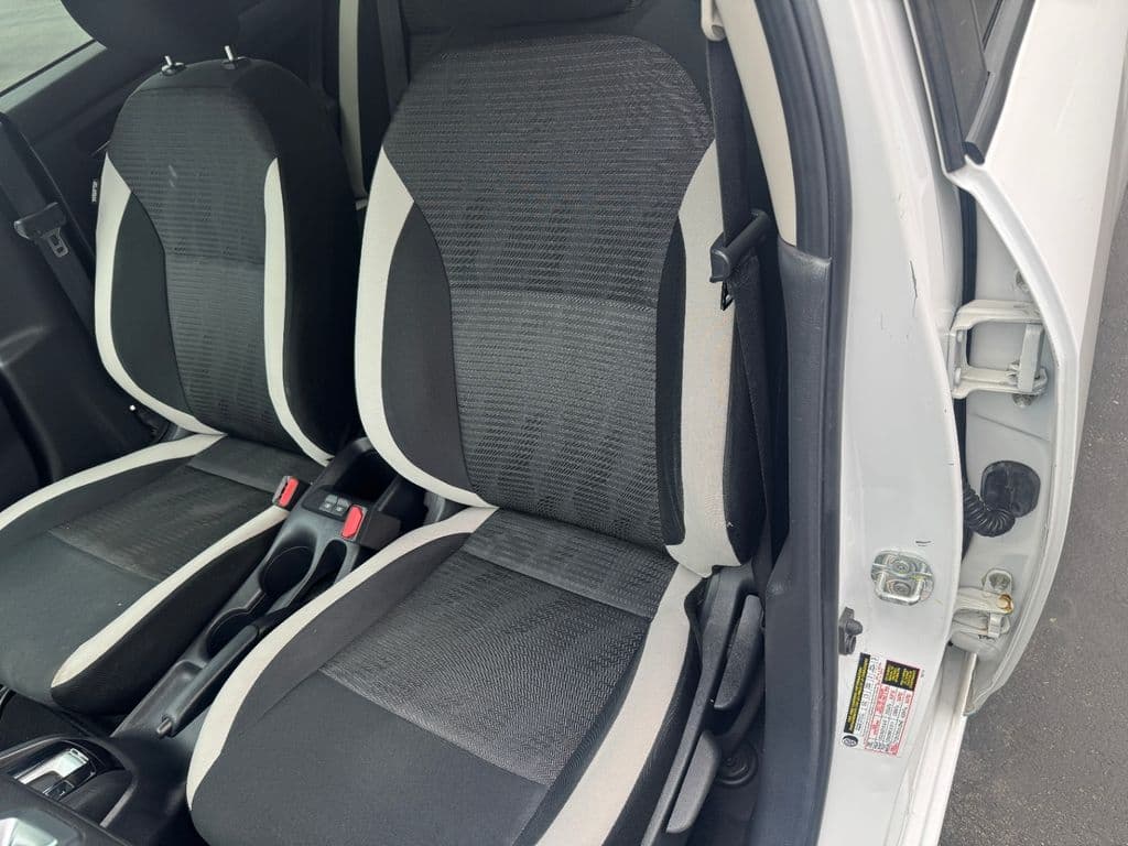 2021 Nissan Versa Sedan SV - Photo 8