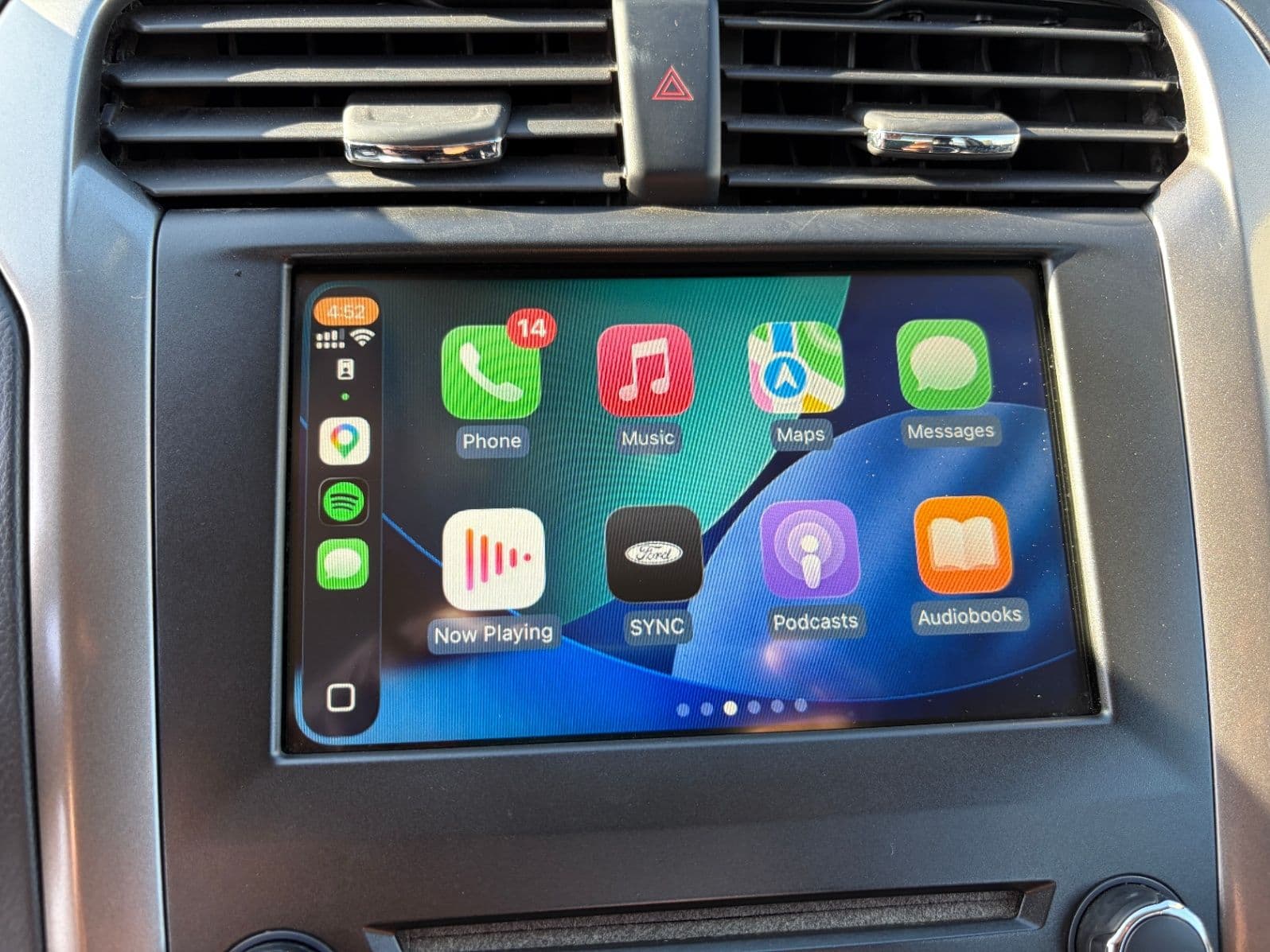 Vehicle photo